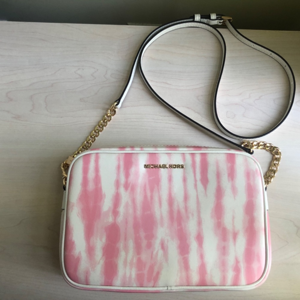 New Michael Kors Shell Pink & White Crossbody Bag w/ Gift